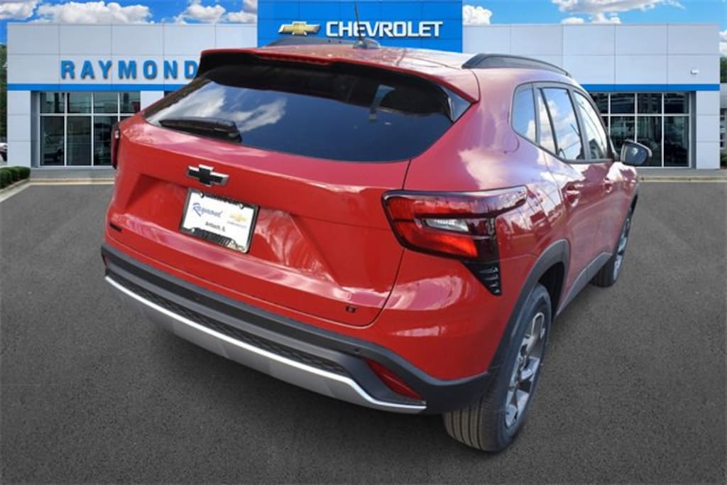 New 2026 Chevrolet Trax LT SUV