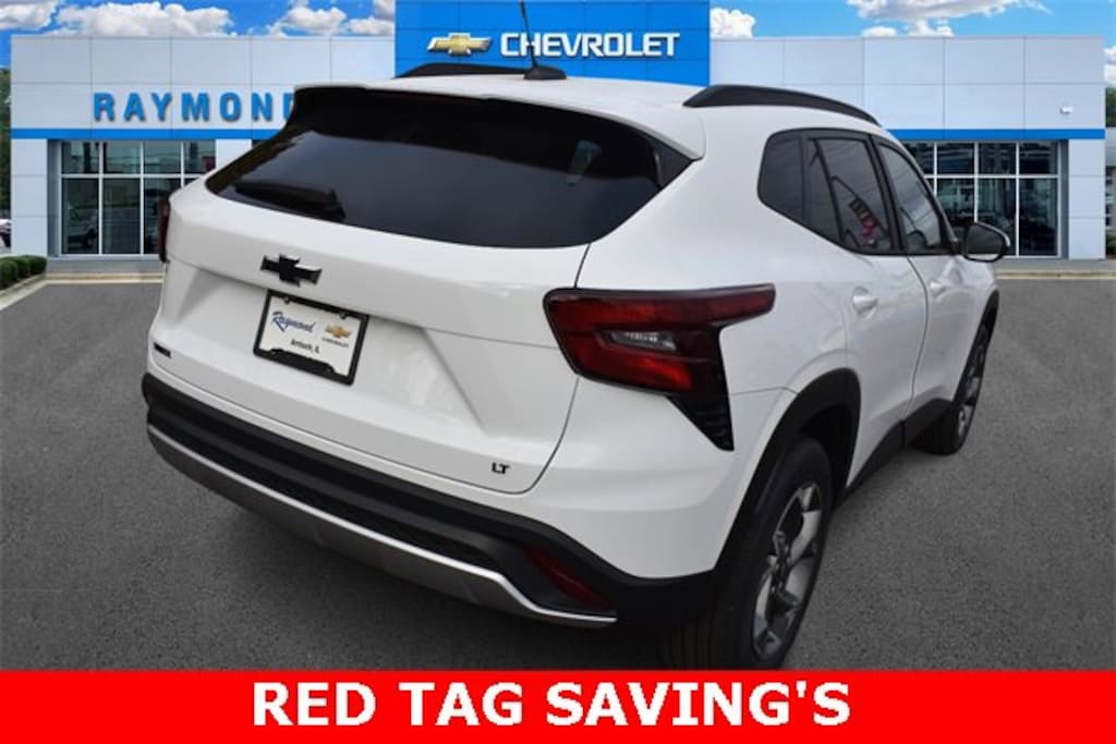 New 2025 Chevrolet Trax LT SUV