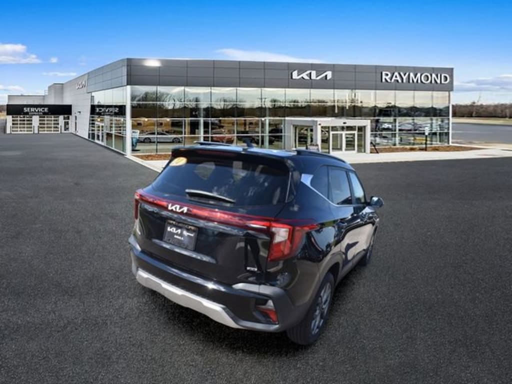 Used 2024 Kia Seltos S SUV