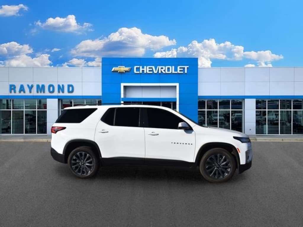 Used 2023 Chevrolet Traverse RS SUV