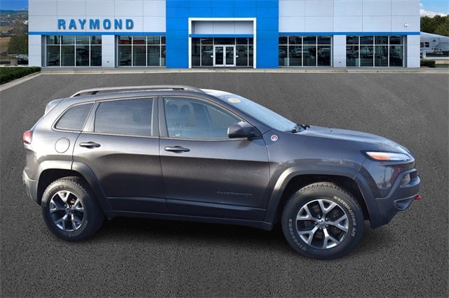 Used 2016 Jeep Cherokee Trailhawk with VIN 1C4PJMBS9GW306512 for sale in Antioch, IL