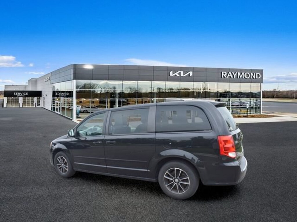 Used 2017 Dodge Grand Caravan GT Van