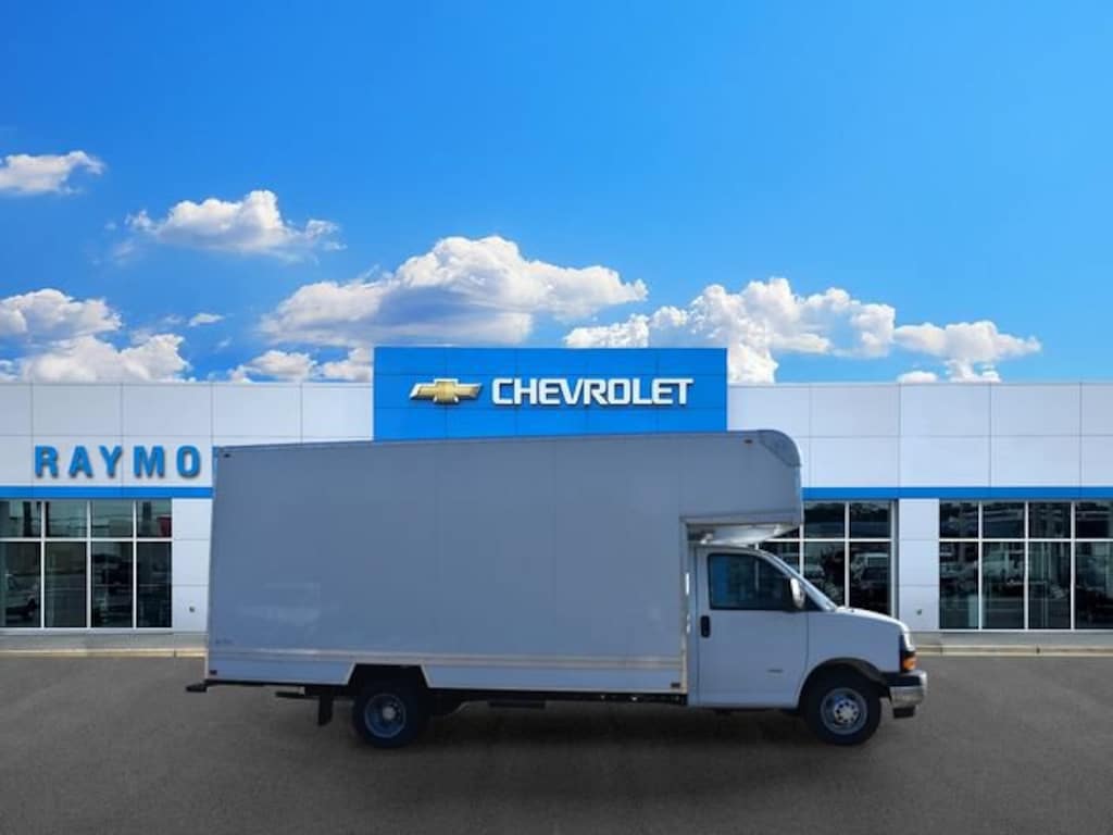 New 2026 Chevrolet Express Cutaway 3500 1WT Cutaway Van