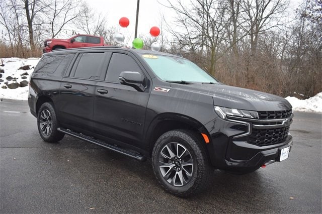 2022 Chevrolet Suburban Z71's photo