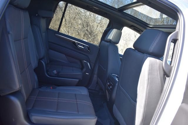 2026 Chevrolet Suburban High Country - Photo 23