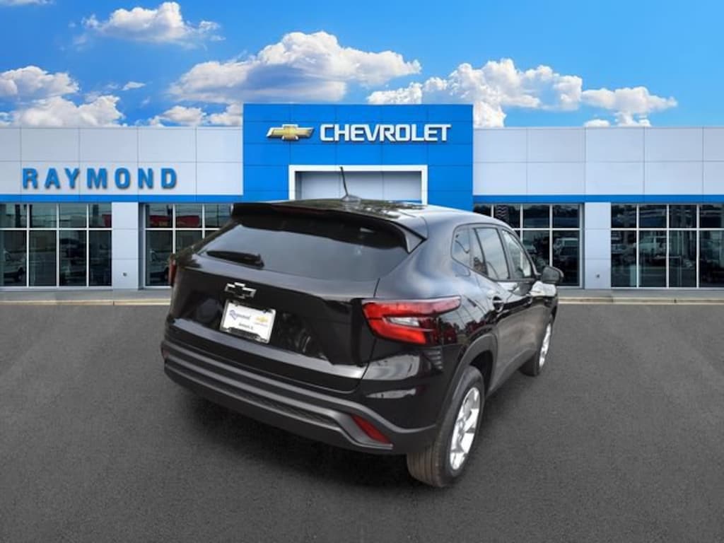 New 2026 Chevrolet Trax LS SUV