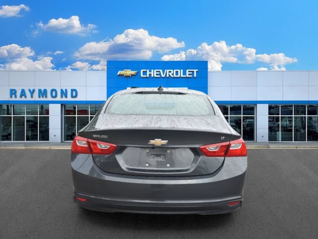 Used 2018 Chevrolet Malibu LT Car