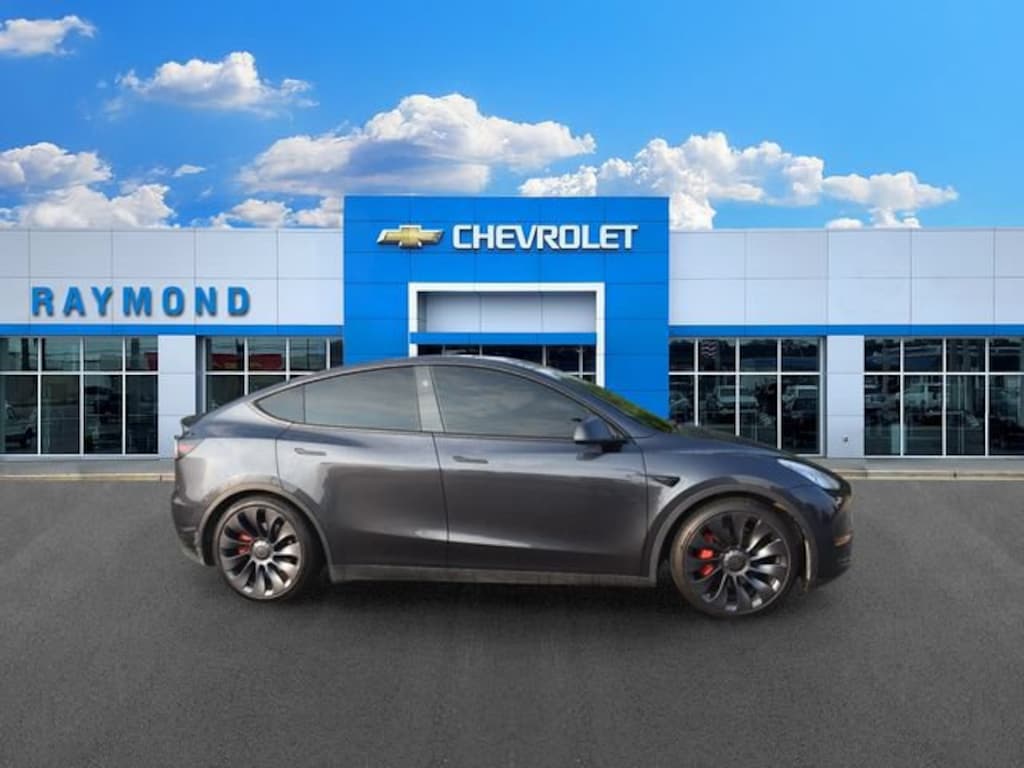 Used 2024 Tesla Model Y Performance SUV