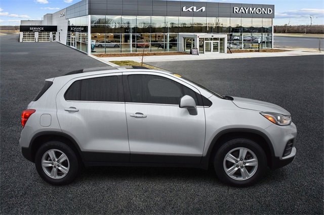 Used 2019 Chevrolet Trax LT with VIN KL7CJPSB0KB864407 for sale in Antioch, IL