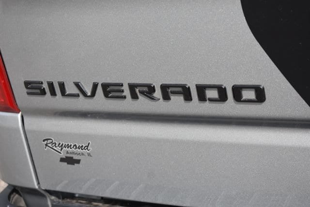 2024 Chevrolet Silverado 1500 Custom - Photo 17