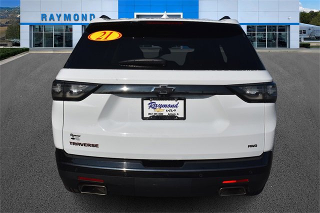 2021 Chevrolet Traverse Premier photo 3