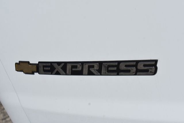 2025 Chevrolet Express Cargo Work Van - Photo 16