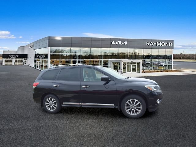 Used 2016 Nissan Pathfinder SL with VIN 5N1AR2MM8GC664487 for sale in Antioch, IL
