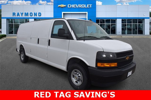 2025 Chevrolet Express Cargo Work Van's photo