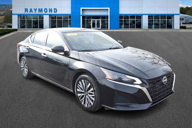 2023 Nissan Altima SV