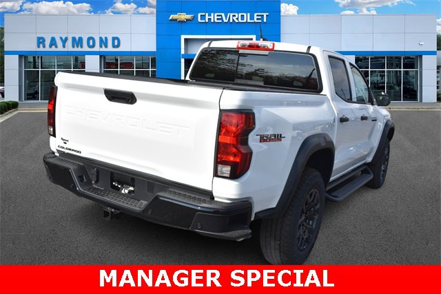 2026 Chevrolet Colorado Trail Boss photo 3