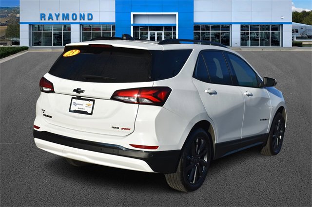 2023 Chevrolet Equinox RS photo 3