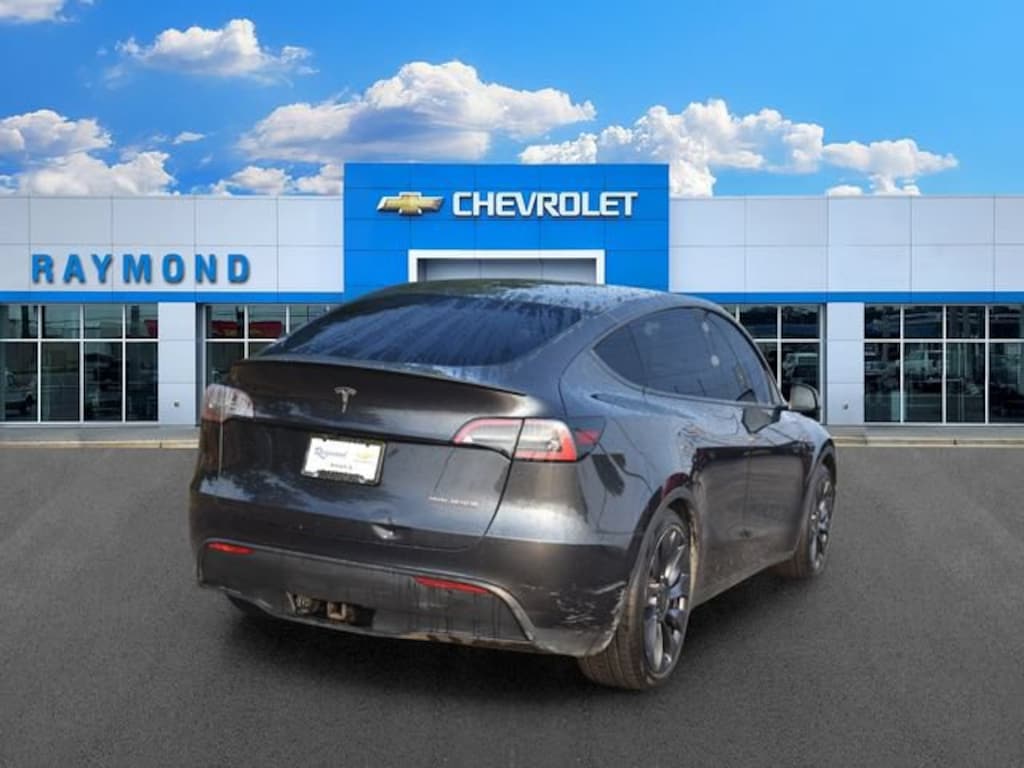 Used 2024 Tesla Model Y Performance SUV