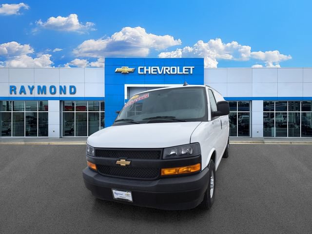 2025 Chevrolet Express Cargo Work Van - Photo 5