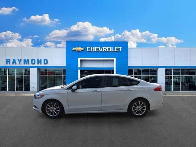 2017 Ford Fusion SE - Photo 6