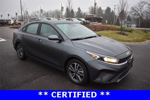 2022 Kia FORTE LXS's photo