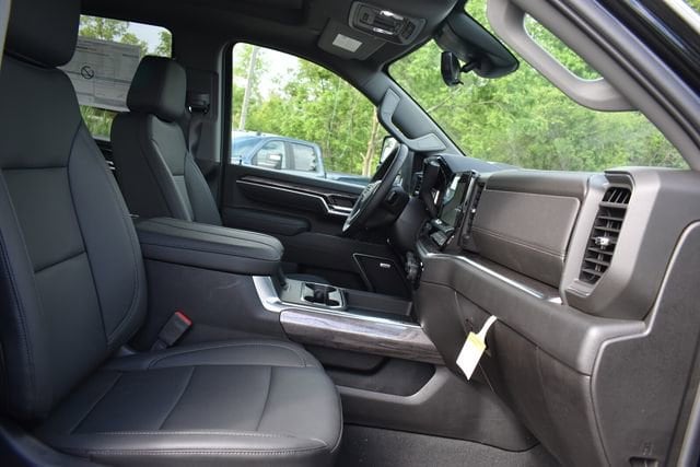 2026 Chevrolet Silverado 2500 HD LTZ - Photo 19