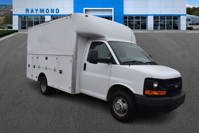 2014 Chevrolet Express Cutaway Base