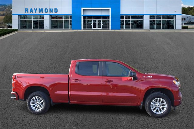 2024 Chevrolet Silverado 1500 RST photo 2