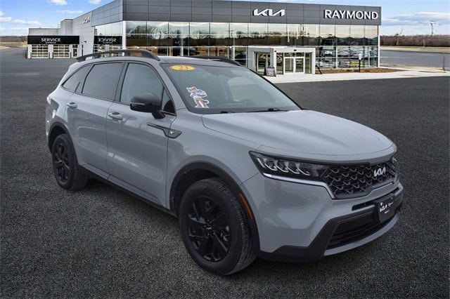2023 Kia Sorento X-Line S's photo