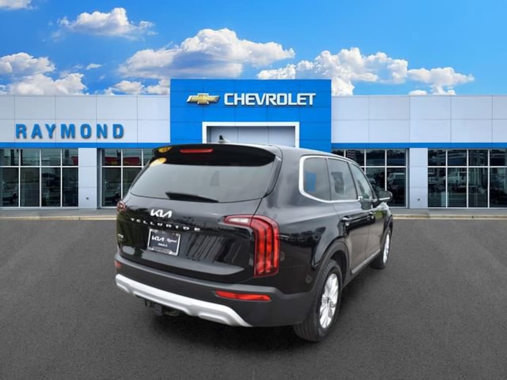 Used 2022 Kia Telluride LX SUV