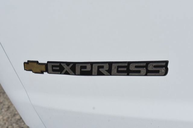 2025 Chevrolet Express Cargo Work Van - Photo 15