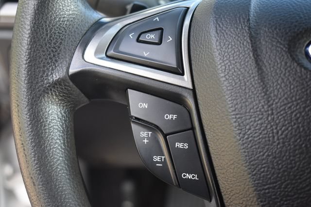 2017 Ford Fusion SE - Photo 29