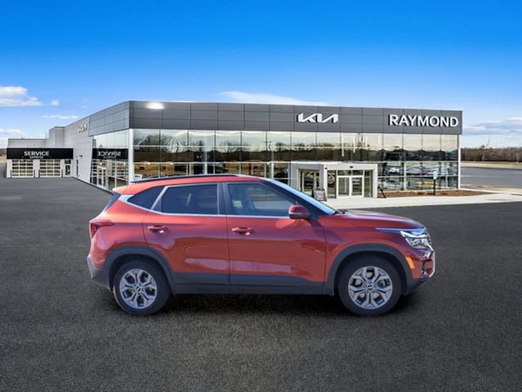 Used 2024 Kia Seltos S SUV