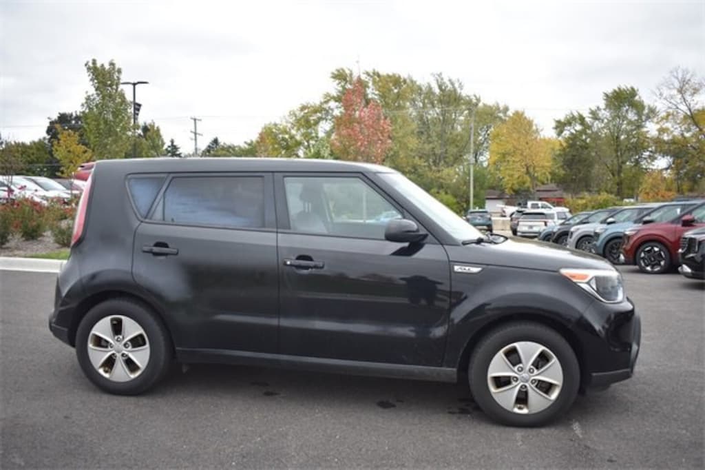 Used 2016 Kia Soul Base Hatchback