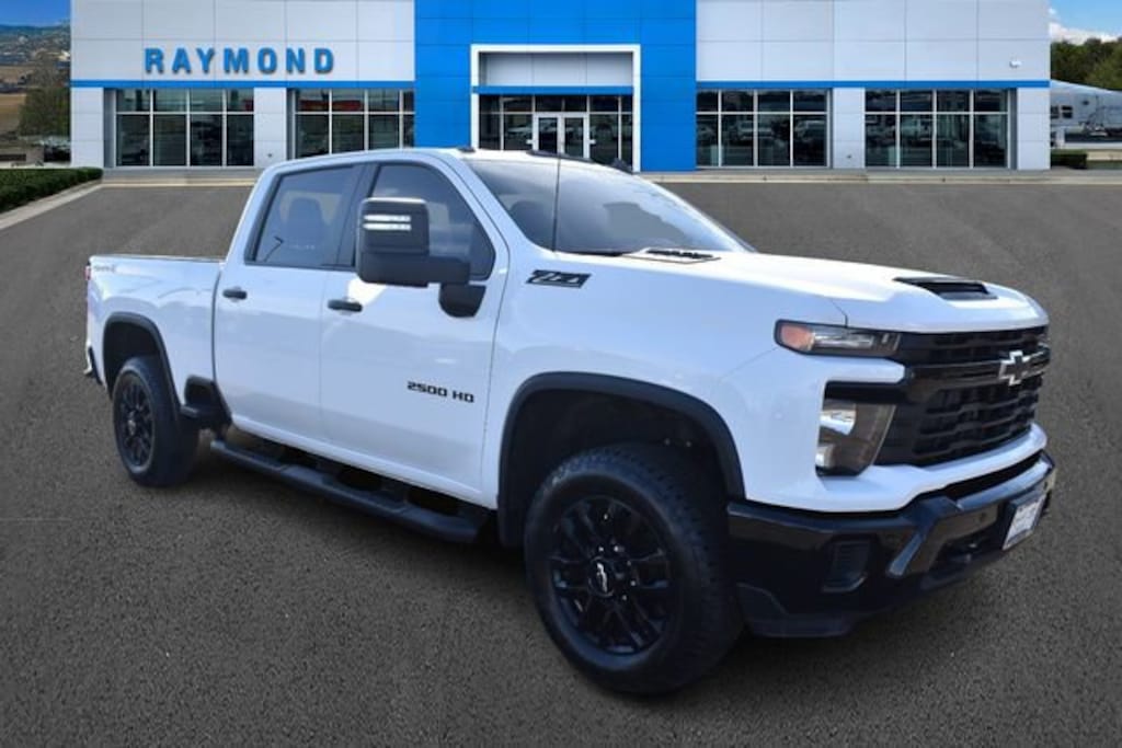 Used 2025 Chevrolet Silverado 2500 HD Custom Truck