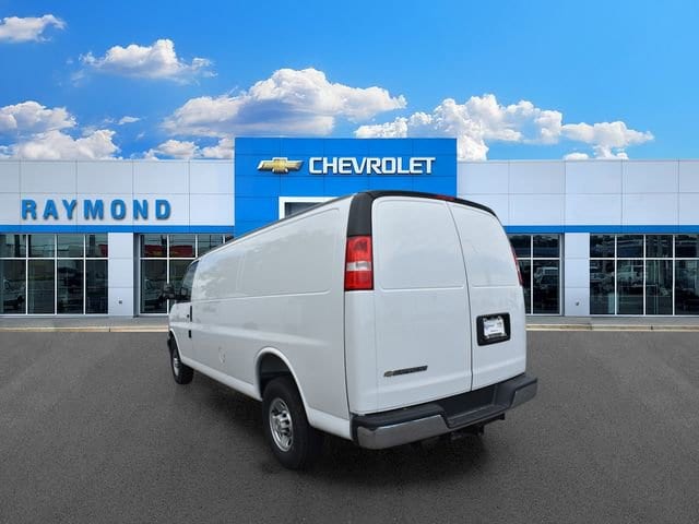 2025 Chevrolet Express Cargo Work Van - Photo 6