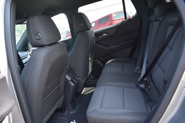 2027 Chevrolet Equinox LT - Photo 18