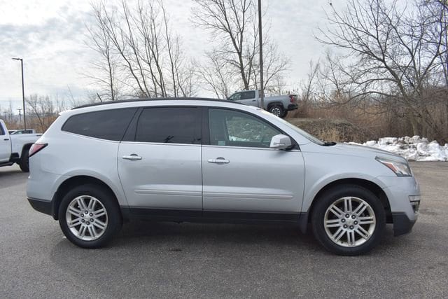 Used 2014 Chevrolet Traverse 1LT with VIN 1GNKRGKD3EJ134453 for sale in Antioch, IL