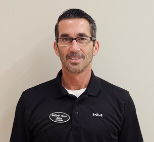 Staff member Rick Danca from ID_d6905d51e122