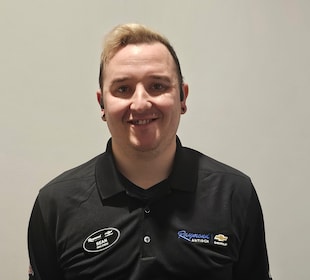 Staff member Sean O'Keefe from ID_05b741c3862c