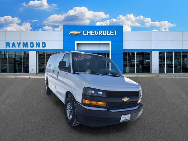 2025 Chevrolet Express Cargo Work Van - Photo 10