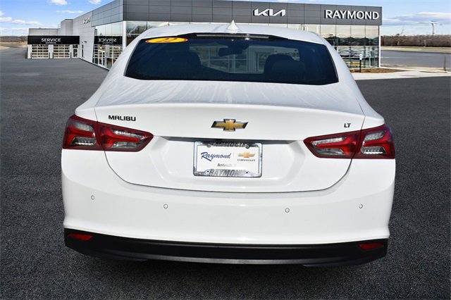2022 Chevrolet Malibu 1LT photo 4
