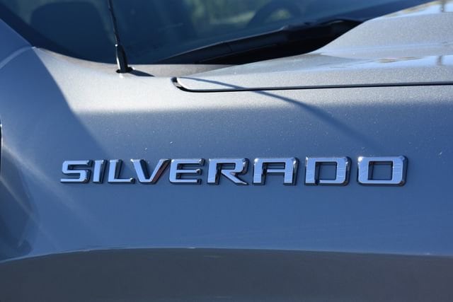 2025 Chevrolet Silverado 1500 LTZ - Photo 13