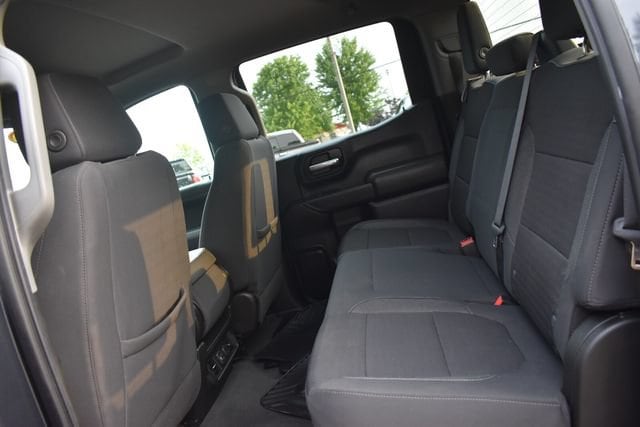 2022 Chevrolet Silverado 1500 LT - Photo 19
