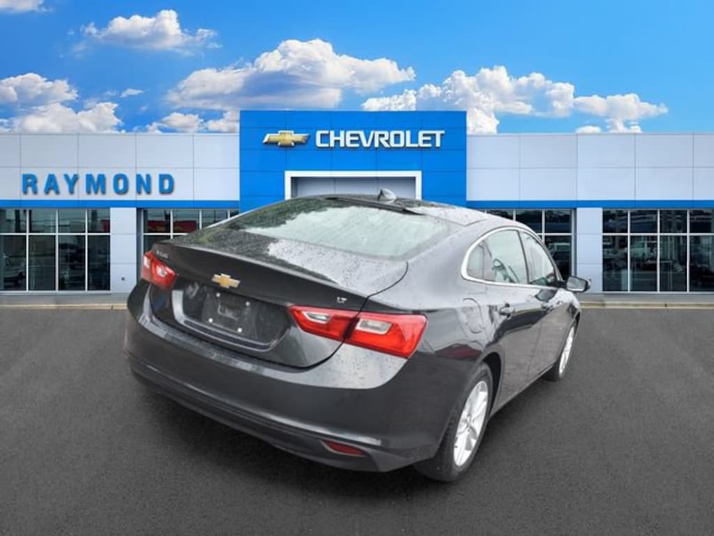 Used 2018 Chevrolet Malibu LT Car