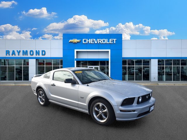 Used 2005 Ford Mustang GT Premium with VIN 1ZVFT82H255127505 for sale in Antioch, IL