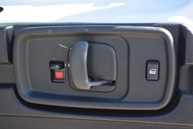 2025 Chevrolet Express Cargo Work Van - Photo 16