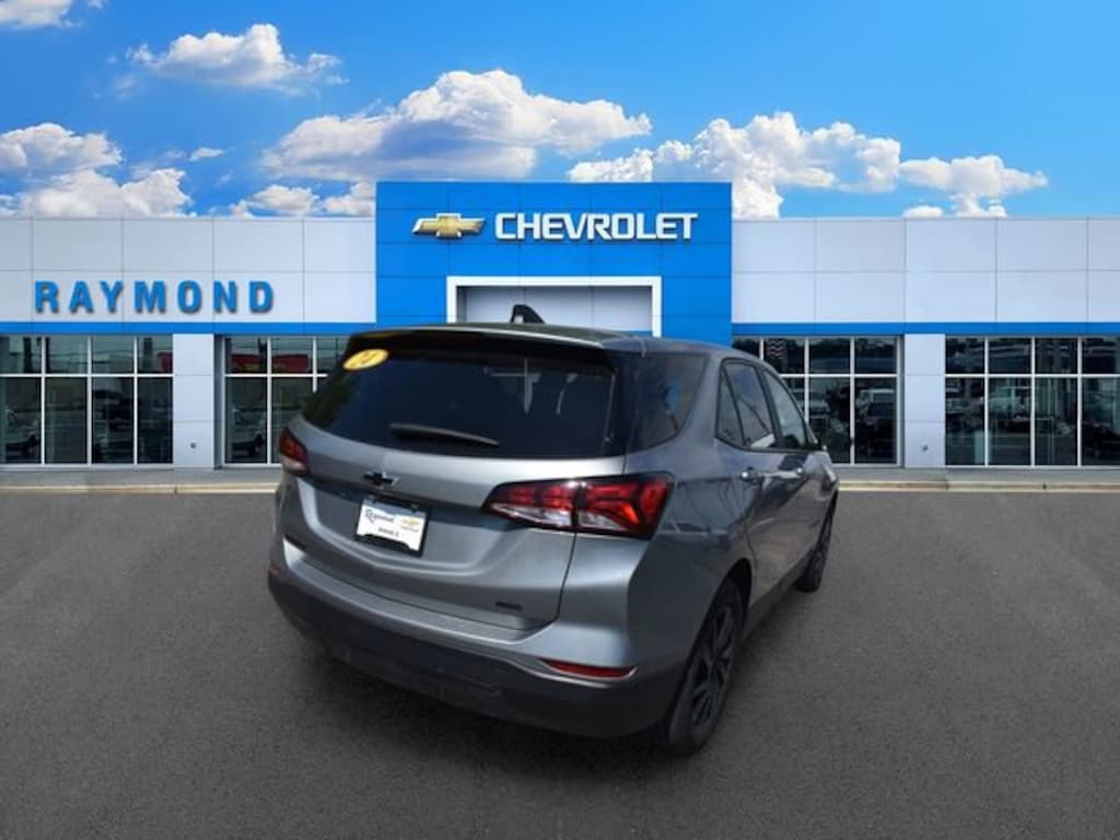 Used 2024 Chevrolet Equinox LS SUV