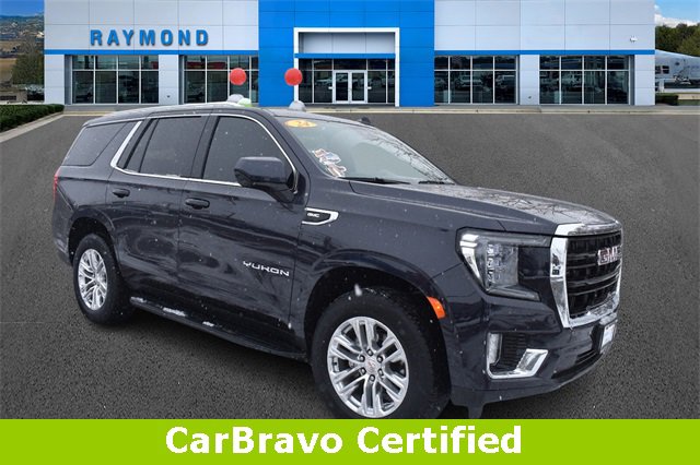 2024 GMC Yukon SLE's photo