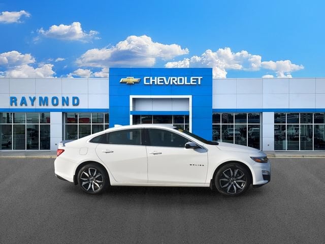 Used 2020 Chevrolet Malibu RS with VIN 1G1ZG5ST0LF107048 for sale in Antioch, IL